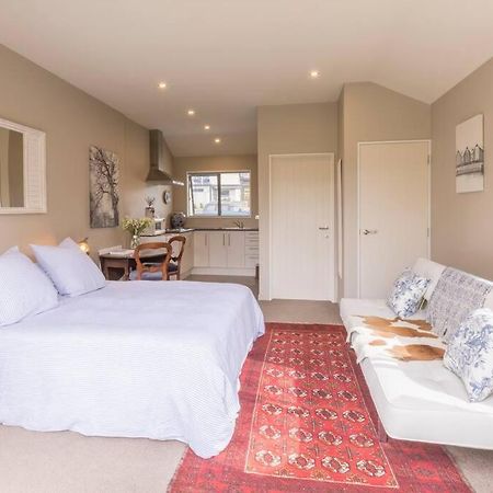 Private, Tasteful Studio Appartamento Wanaka Esterno foto